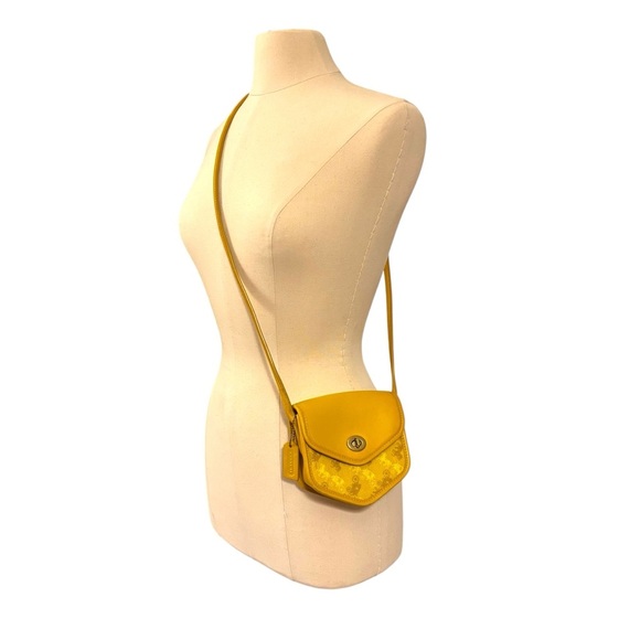 Coach | Limited Edition Turnlock Flap Pouch 15 | Yellow Horse & Carriage - Picture 11 of 16